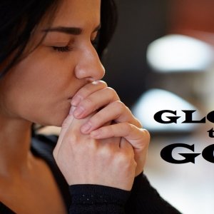 Glory to God – Moving Closer to Jesus – Christian Devotional