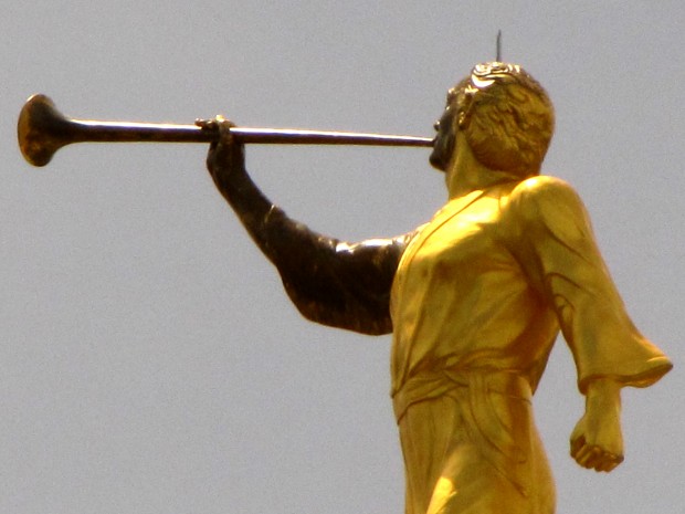 lightning-strikes-angel-moroni_oquirrh-temple.jpg