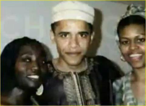 obamathat-is-a-white-kufi-on-his-head-the-most-devout-of-muslims-wear-it-this-is-a-picture-i-found-that-was-posted-back-in-2007-regarding-his-campaigning-for-riala-odinga.jpg