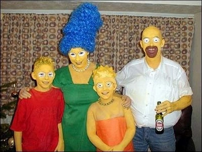 best-group-halloween-costume19.jpg