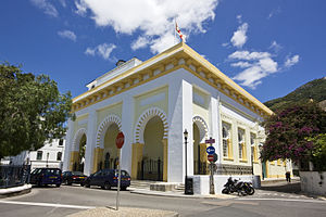 300px-Cathedral_of_the_Holy_Trinity.jpg