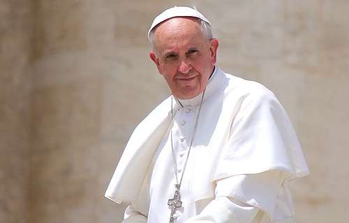 Pope_Francis_in_St_Peters_Square_on_Pentecost_Sunday_May_19_2013_Credit_Stephen_Driscoll_CNA_13_CNA_5_23_13.jpg