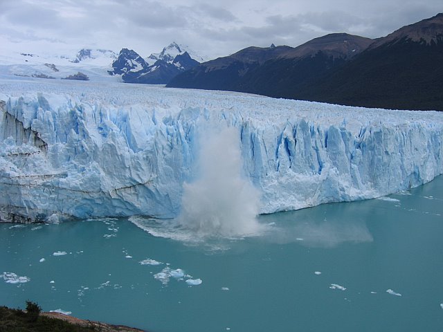 Perito_Moreno_Glacier.jpg