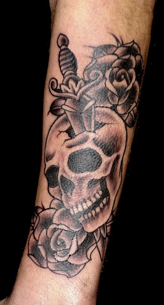 orignal-skull-dagger-tattoo.jpg
