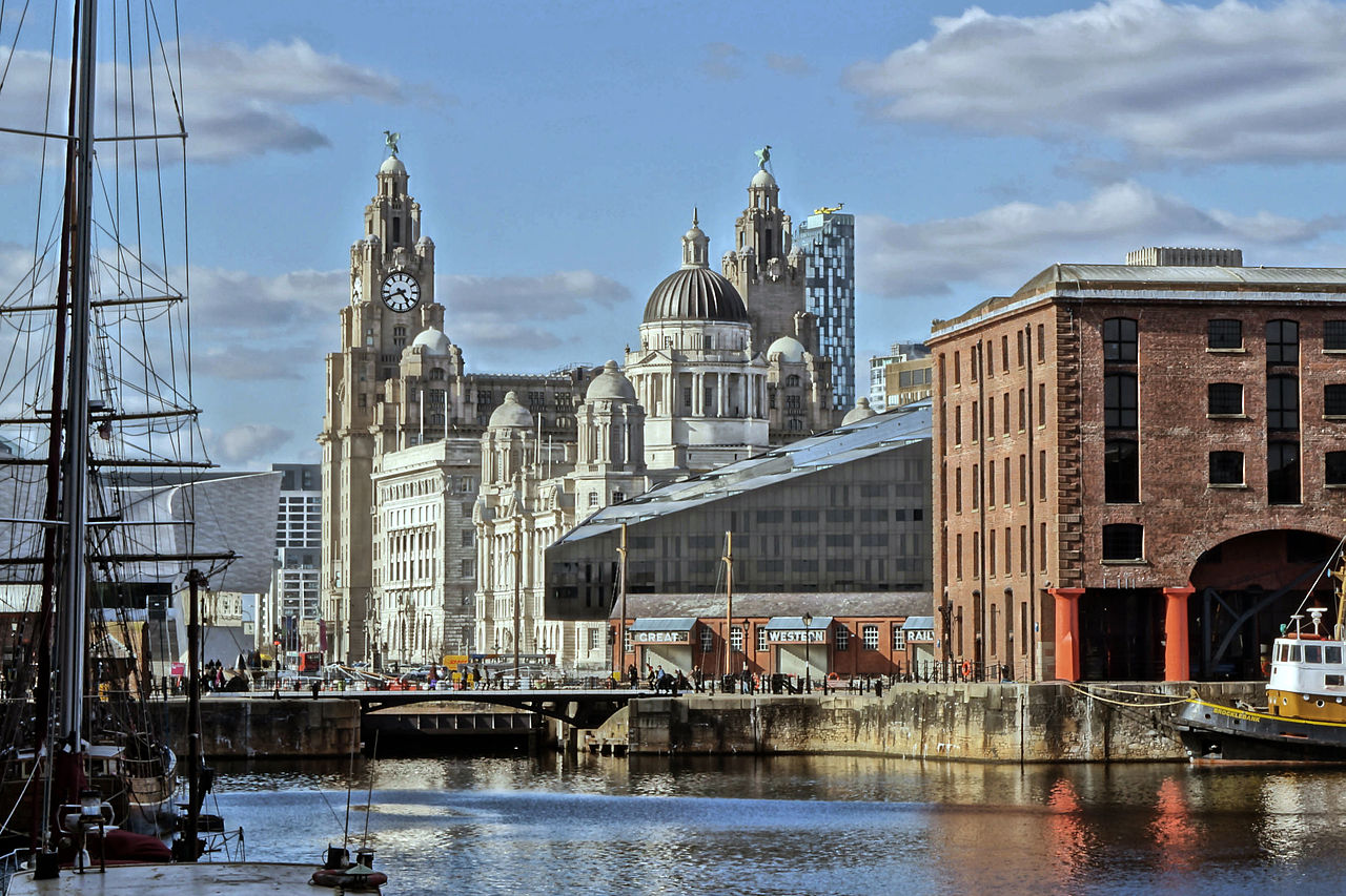 1280px-Liverpool_Pier_Head_from_ALbert_Dock.jpg