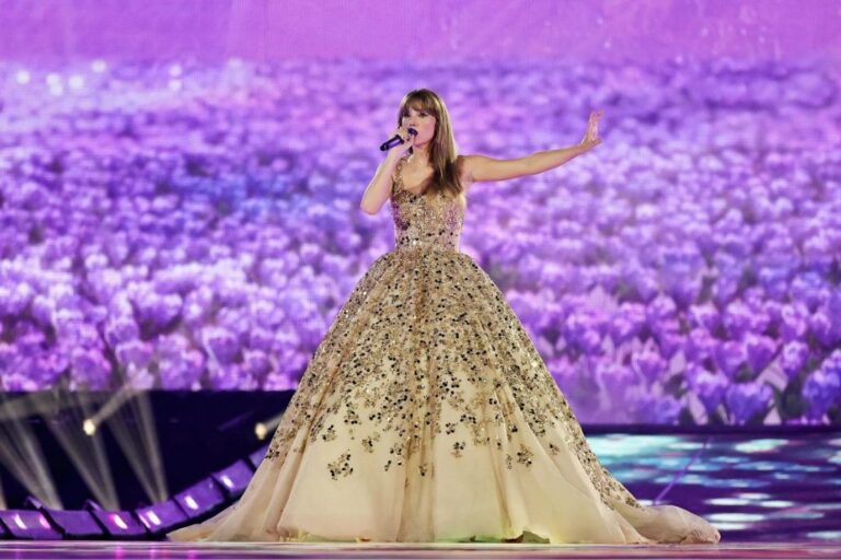 Is taylor swift a christian 