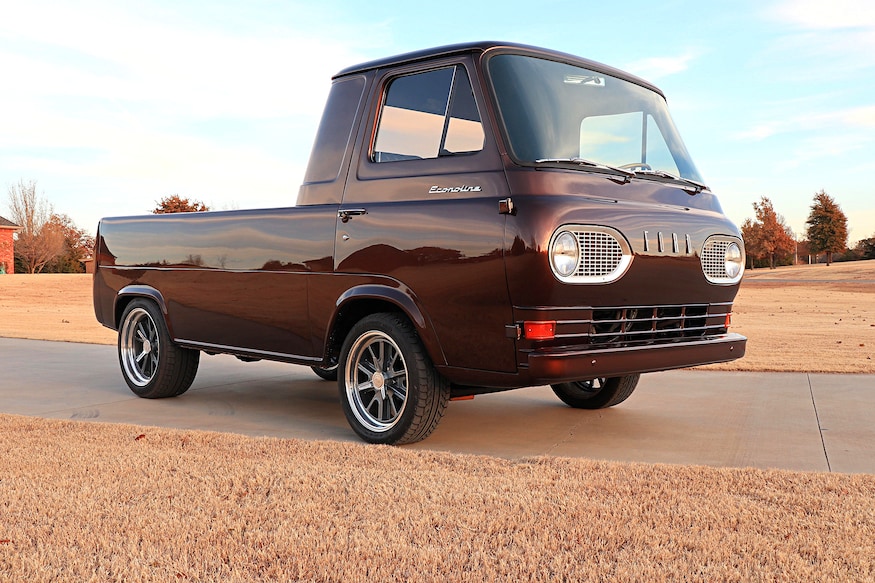 001-clt-1961-ford-econoline-pickup-feature.jpg