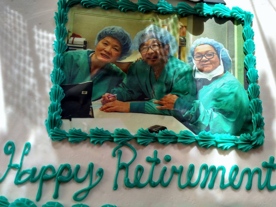 3262017 Mom Retirement Cake.jpg