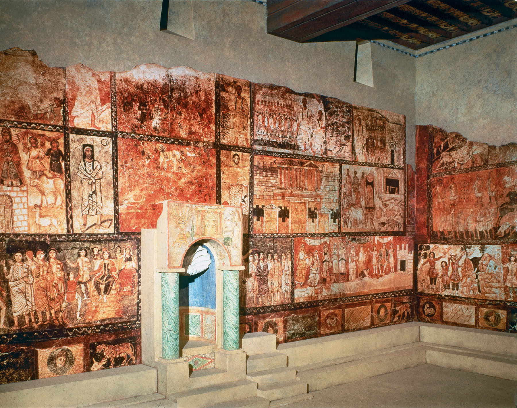 dura-europos-western-wall.jpg