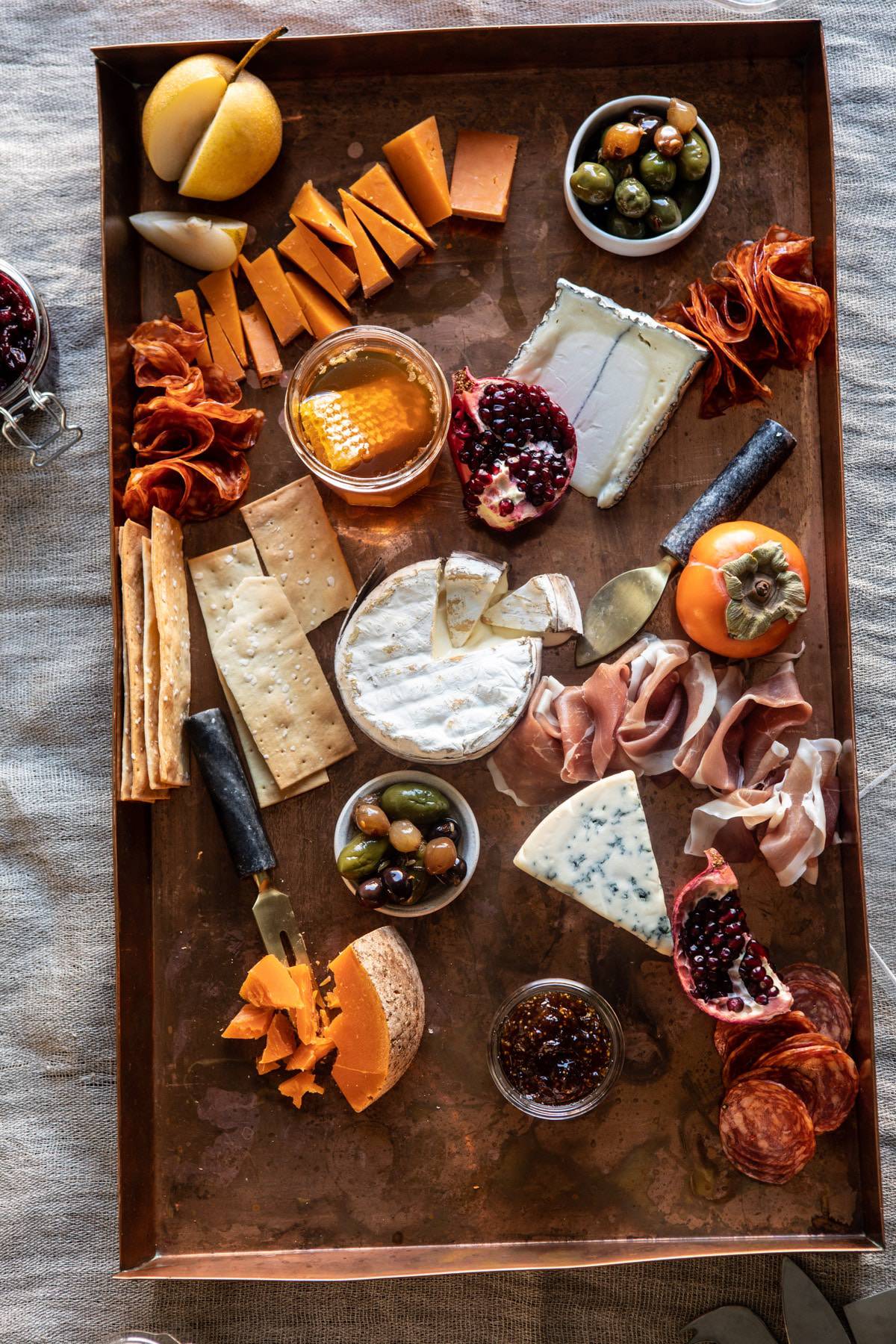 How-to-Make-an-Easy-Holiday-Cheese-Board-4.jpg