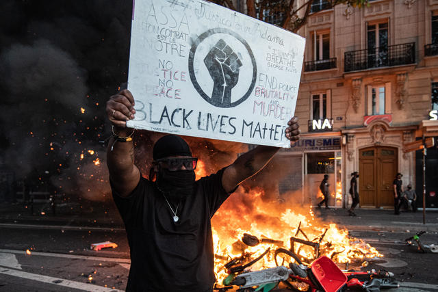 paris-floyd-protest-1217203748.jpg