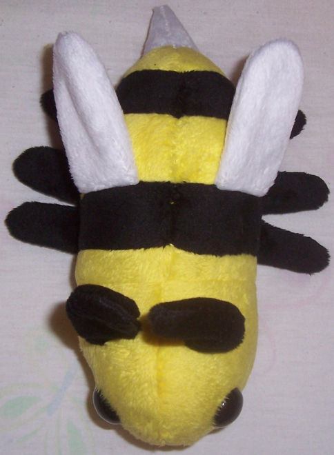 Plush bee 1-top.png