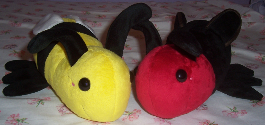 Plush bee and firefly.png
