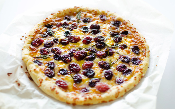 roasted-grape-pizza-3-680.jpg