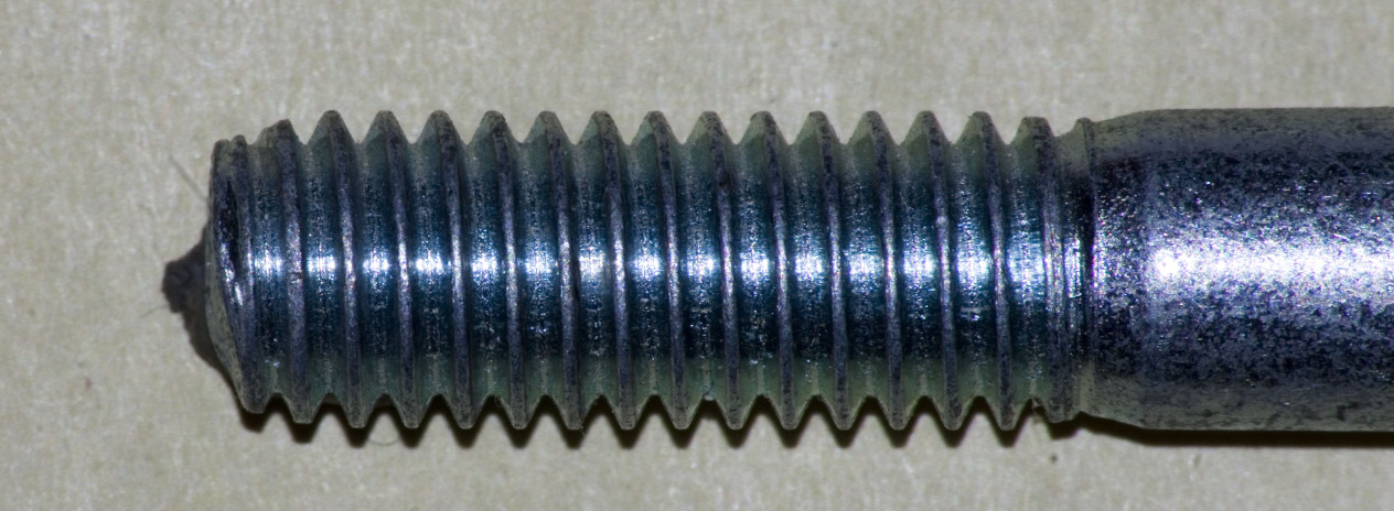 Screw1.jpg