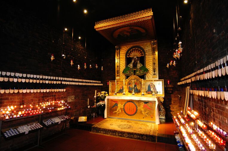 shrine-of-our-lady-of-walsingham.jpg