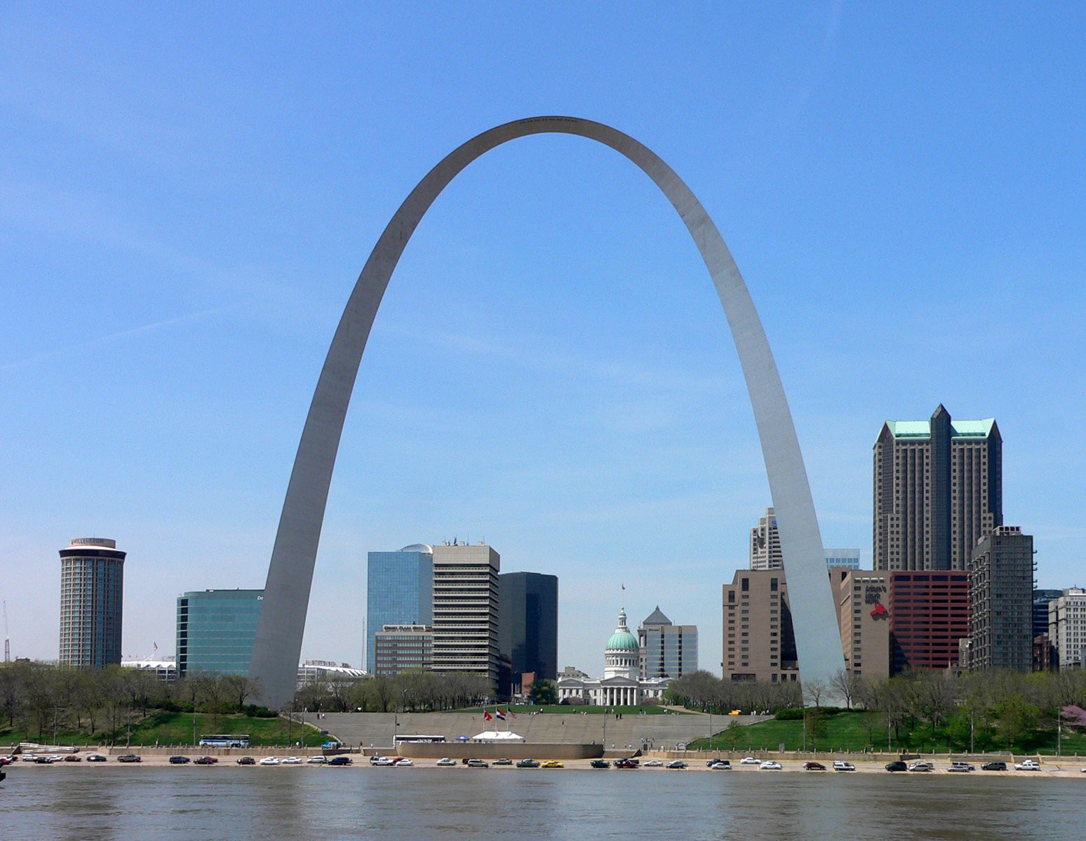 St_Louis_Gateway_Arch.jpg