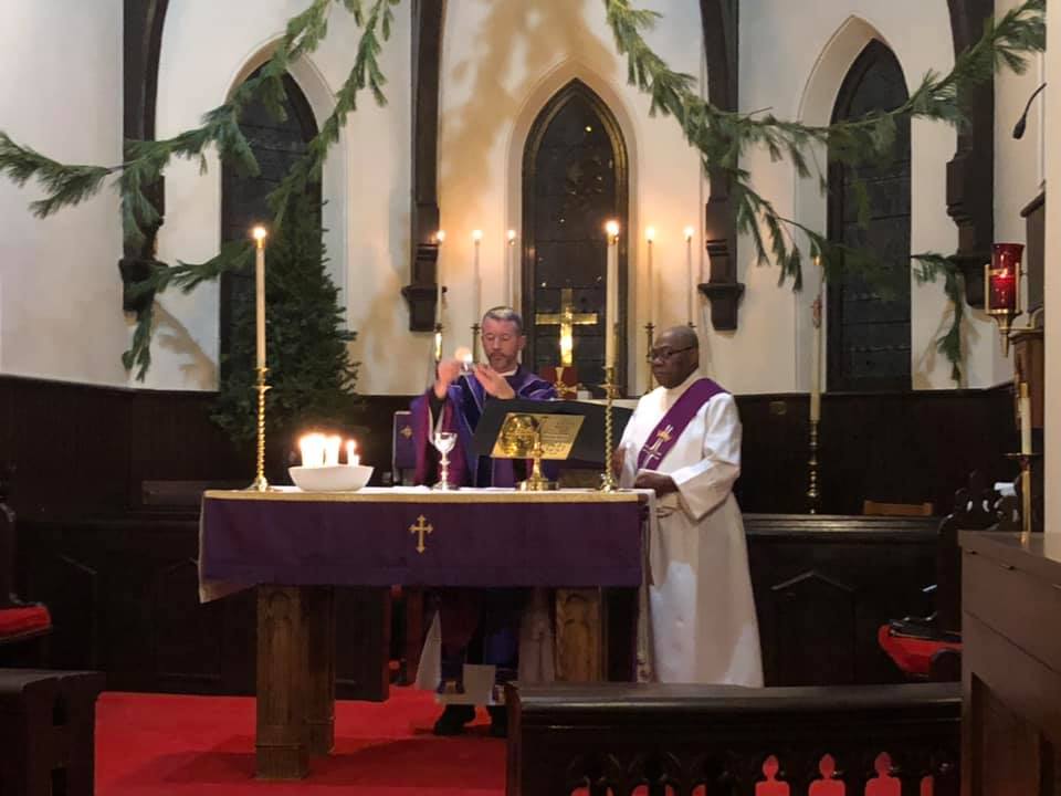 st_thomas_advent_2018.jpeg