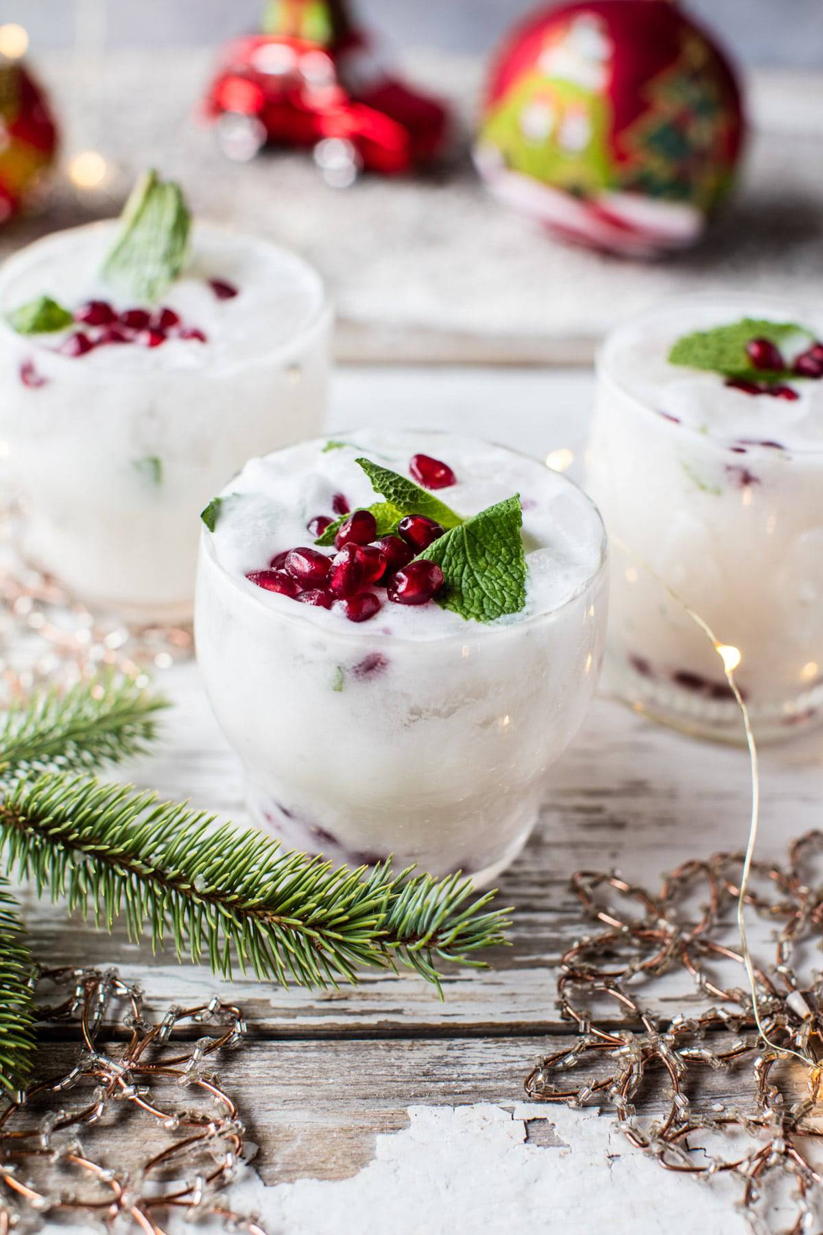 White-Christmas-Mojito-1.jpg