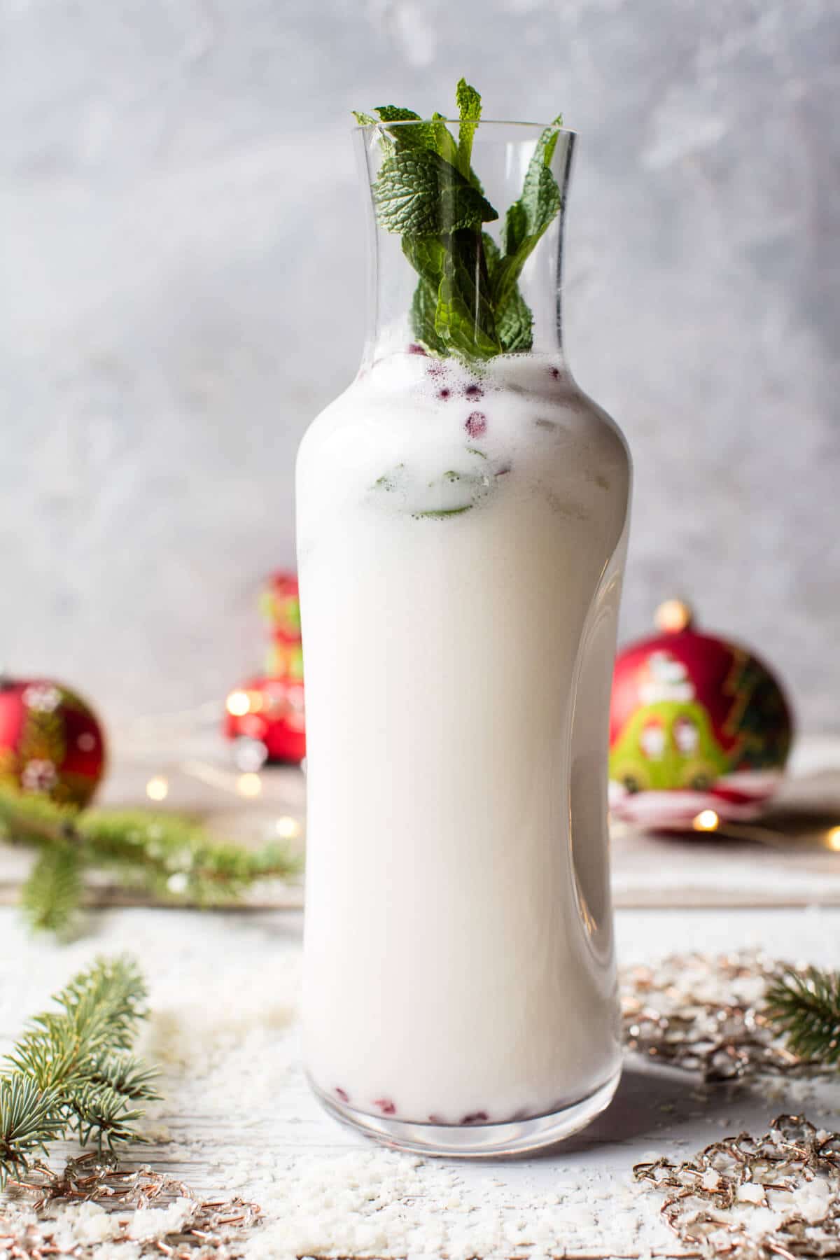 White-Christmas-Mojito-2.jpg