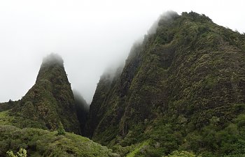 iao_needle_maui__large.jpg