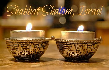 shabbatshalomjerusalemcandles800.jpg