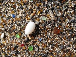 glassbeach2.jpg