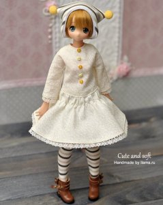 doll outfit simple light.jpg