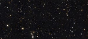 1280px-Galaxy_history_revealed_by_the_Hubble_Space_Telescope_GOODS-ERS2-600x265.jpg