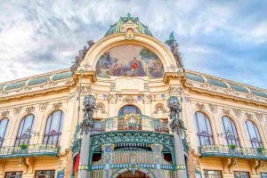 Art-Nouveau-Prague.jpg