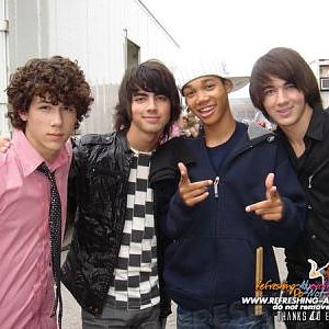 Jb with j man on the set of camp rock