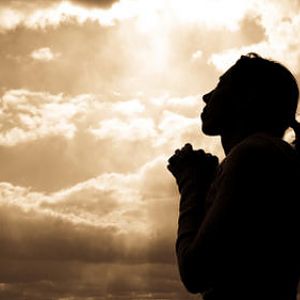 woman praying[1]