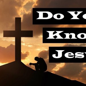 Knowing Jesus – Revealing Essential Scripture – Christian Devotional