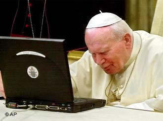 pope-laptop-723152.jpg