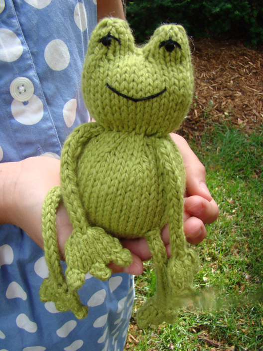 ribbit-knit-frog-pattern.jpg