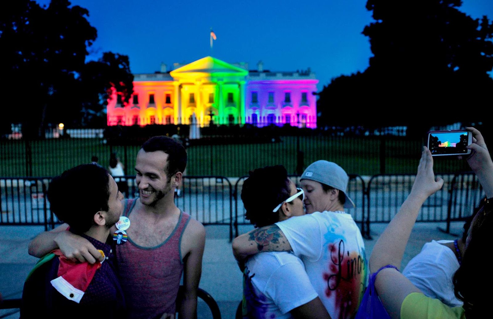 white-house-rainbow%2B%25281%2529.jpg