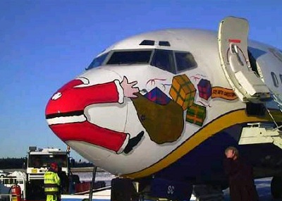 santa-claus-airplane-crash.jpg