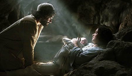 nativity_joseph_mary_jesus_light_yo.jpg