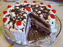 schwarzwaumlldertorte_zps7051a4a4.jpg