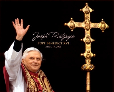 AAGQ164~Pope-Benedict-XVI-Horiz-Cross-Posters.jpg