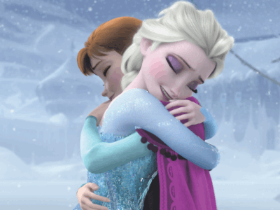 elsa_and_anna_hug.png