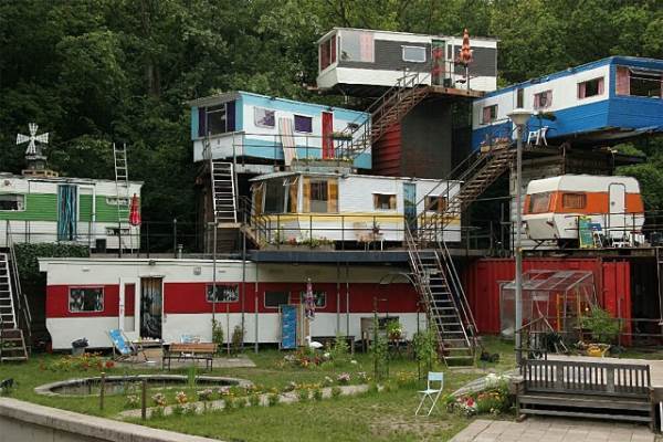 redneck-mansion.jpg