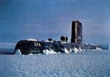 220px-USS_Skate_%28SSN-578%29_surfaced_in_Arctic_-_1959.jpg