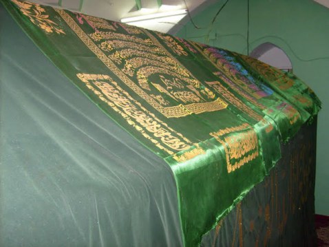 grave-of-prophet-moses-pbuh-2.jpg