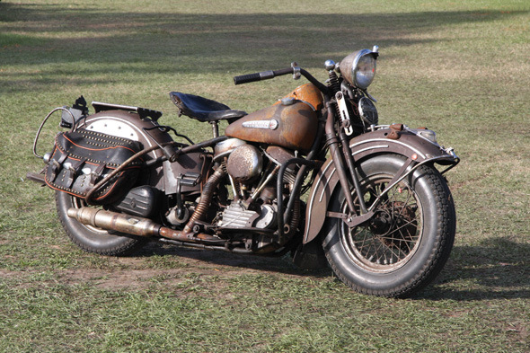 1948-Harley-Davidson-Panhead-1.jpg
