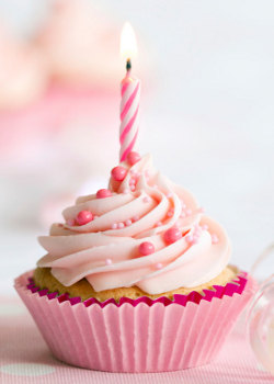 first-birthday-cupcake1.jpg