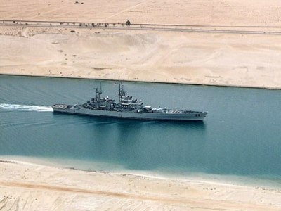 suez-canal-ship-battleship.jpg