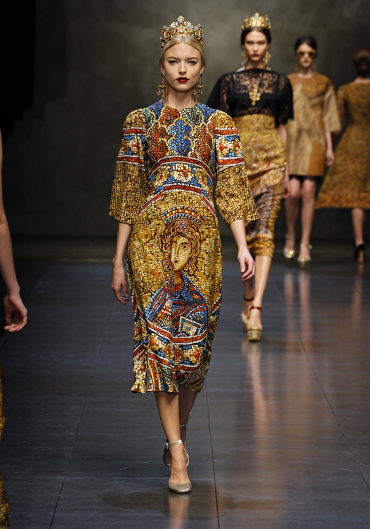 dolce-and-gabbana-fw-2014-women-fashion-show-runway-10.jpg