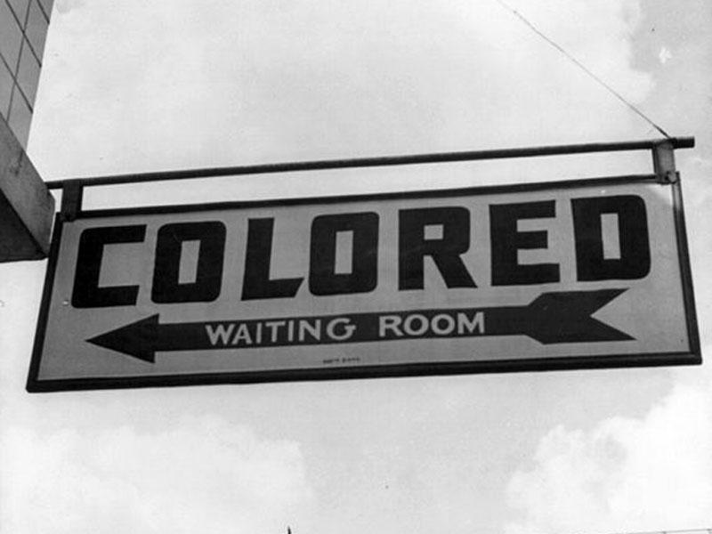 colored%20waiting%20room%20sign_001.jpg