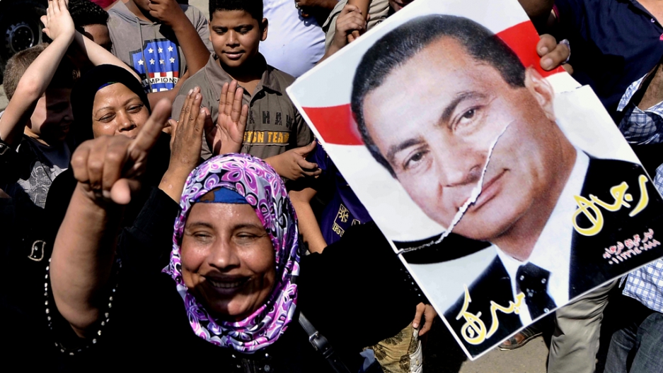 mubarak_release_egypt_.jpg